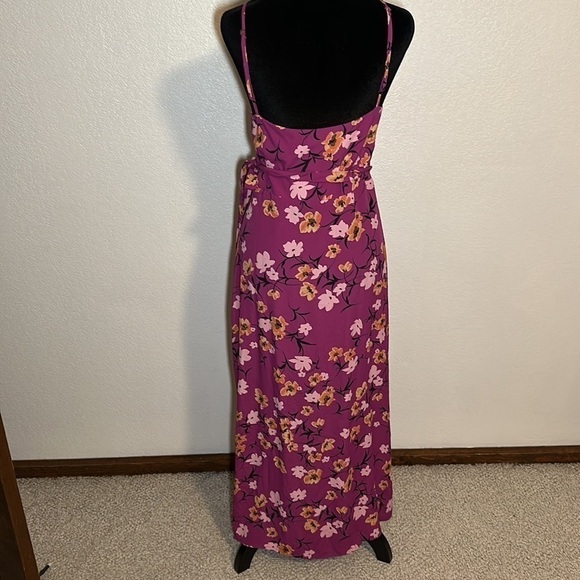 Revolve Flynn Skye Niki Maxi Floral Wrap Dress Size Medium - Picture 5 of 10